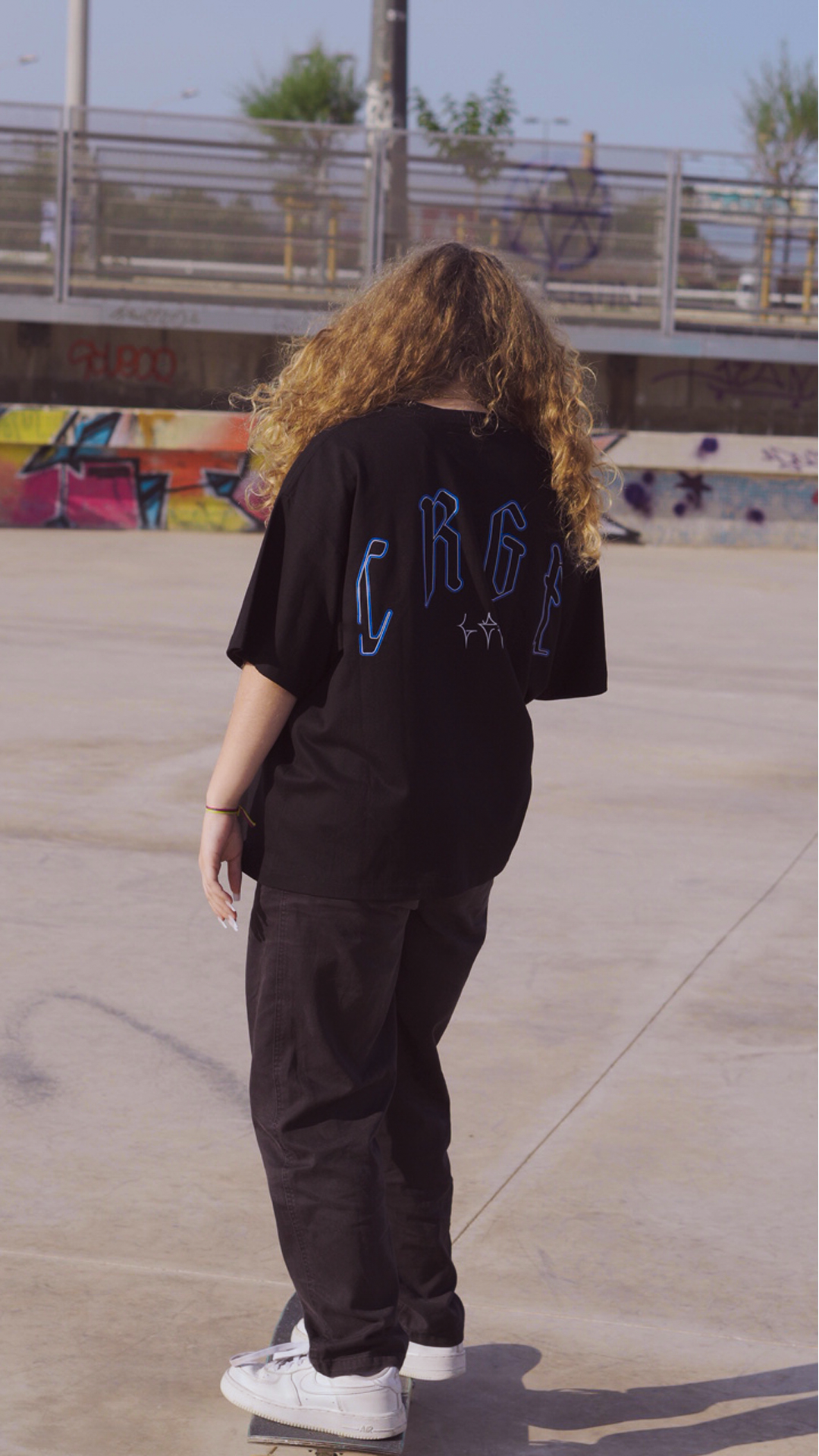 BLACK TEE OVERSIZE CRGE LAB BLUE UNISEX - COURAGE LAB