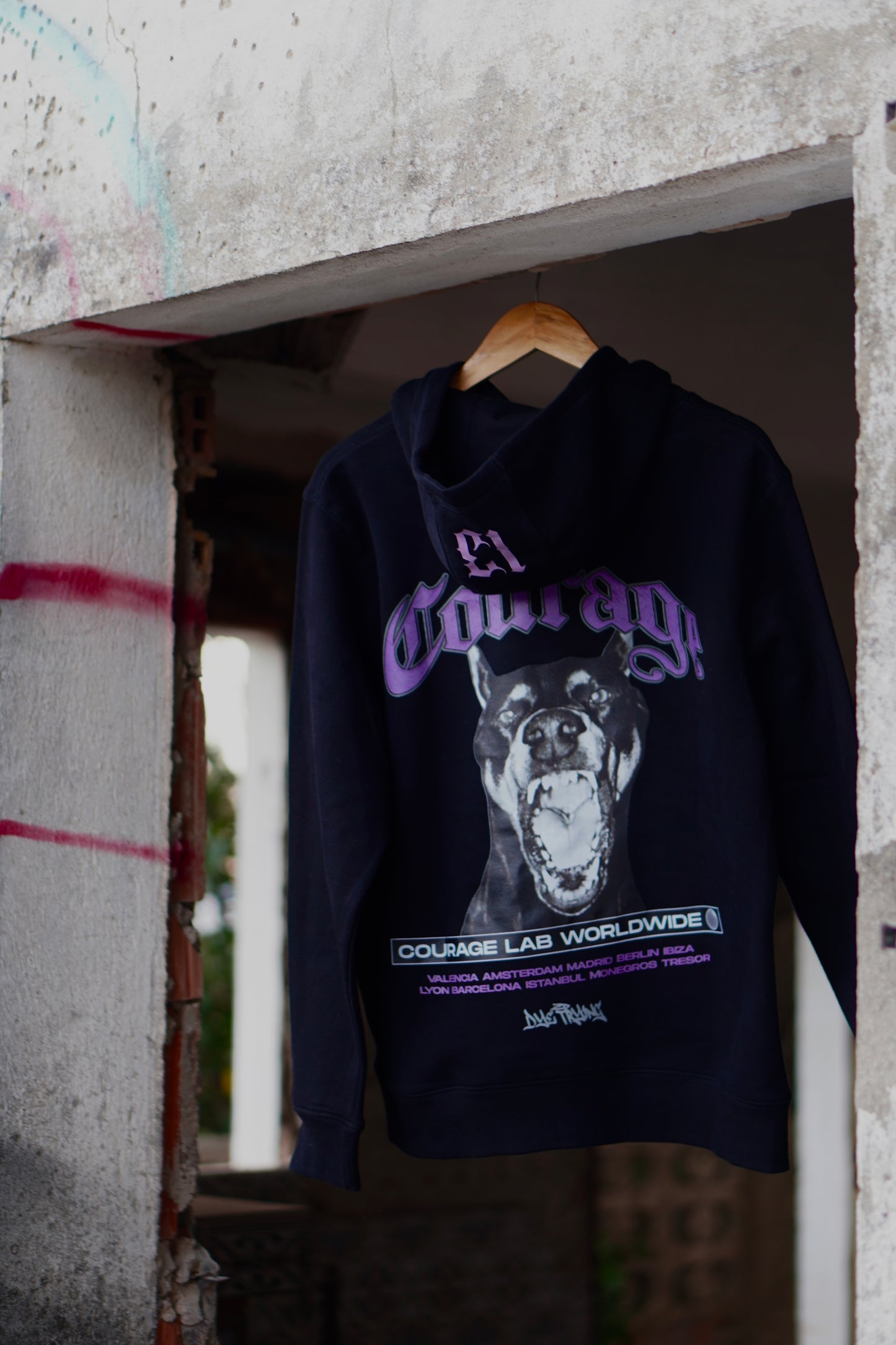 HOODIE BLACK DOBERMAN PURPLE